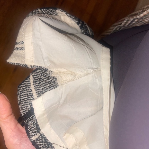 Amazing vintage skirt suit with detailed buttons - Picture 7 of 7